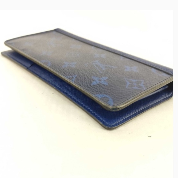 Louis Vuitton Thai Carama Bifold Wallet - Picture 3 of 9